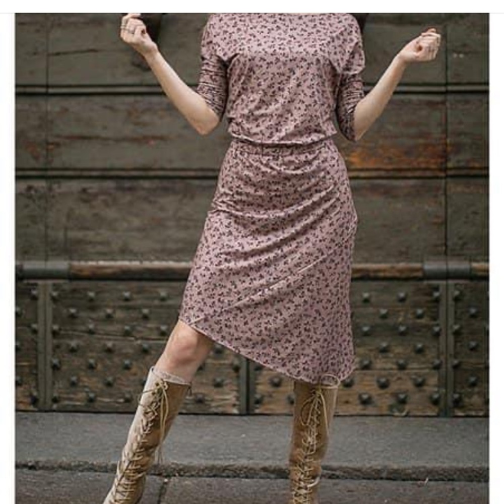 Joyfolie womens Fallyn dress sz L NWT
